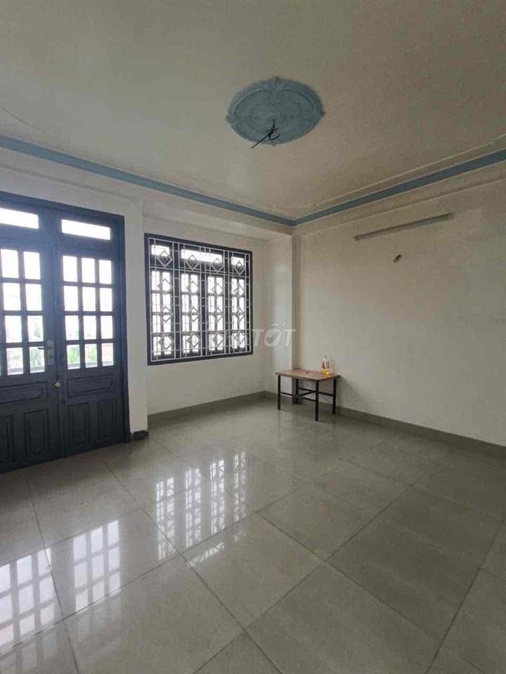 mặt tiền kinh doanh trần thị trọng 5x20m 5 tấm phòng rộng