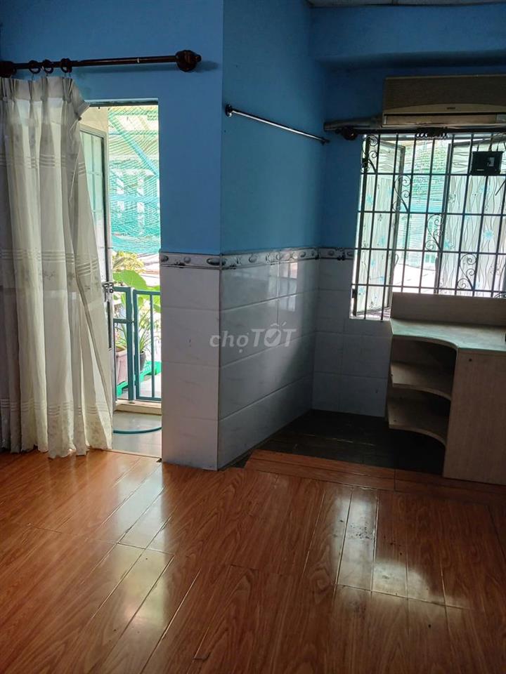 nguyễn thái sơn sát trường dh cn4 dt (4.5x15m) 2 tầng 