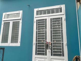 sát trường dh cn4 lê lợi dt 3.5x12m 1 tr 1 lầu