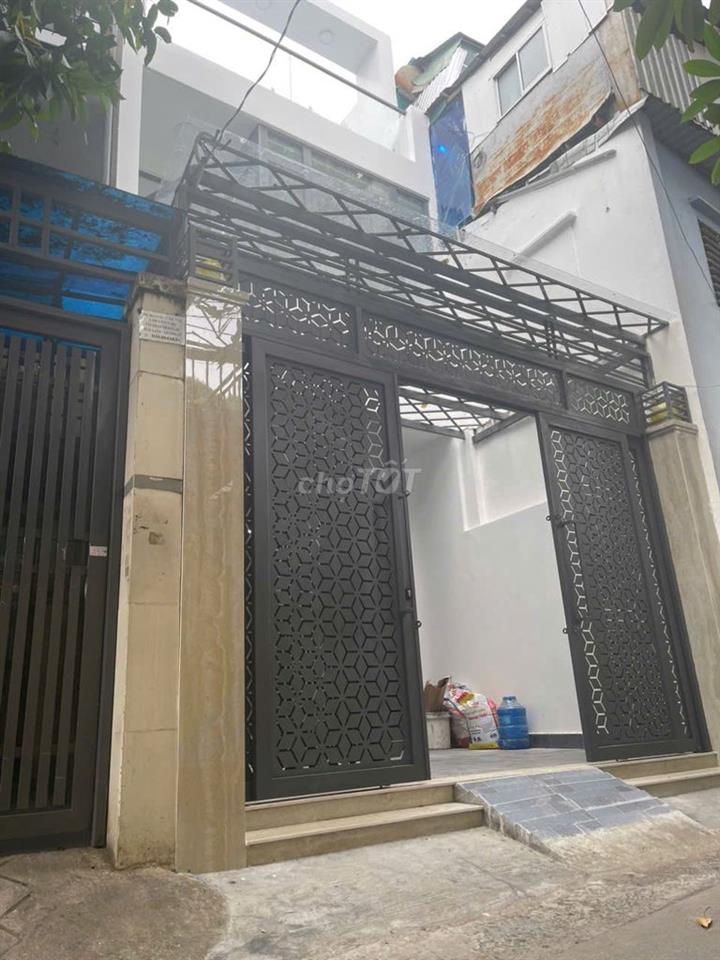nguyễn thái sơn p7 dt (4.5x22m) 3 tầng 5pn 5wwc