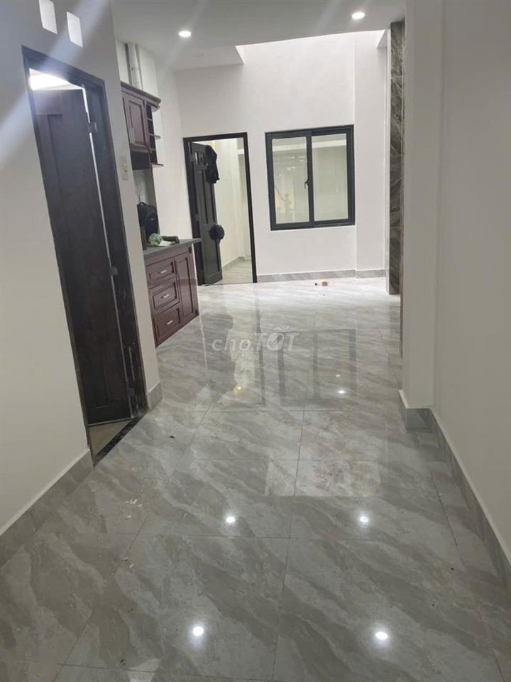 nguyễn thái sơn p7 dt (4.5x22m) 3 tầng 5pn 5wwc