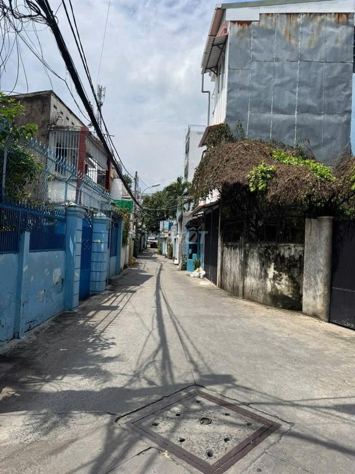 lý thường kiệt sát trường dh cn4 dt (3.6x20m) 1 trêt lửng hẻm thông 