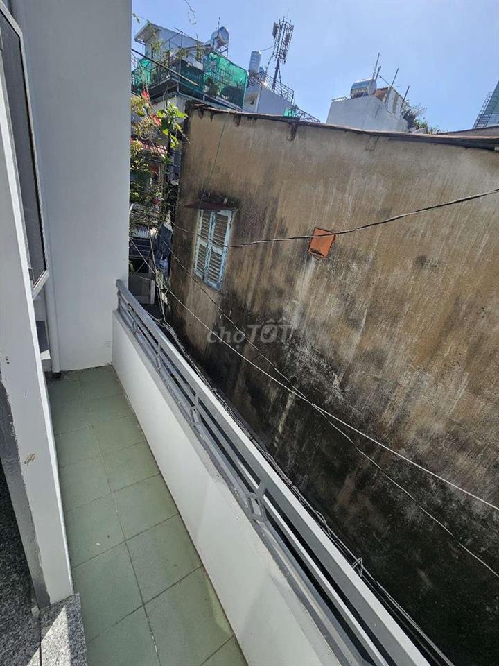 Nhà không lộ giới , nội thất cơ bản sát LOTTERMART GÒ VẤP CHỈ 3 TỶ 680