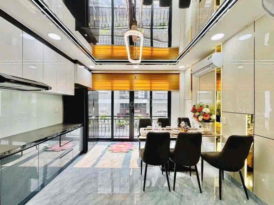 Nhà Đẹp - Gara ÔTô -Thang Máy -Sổ Hồng Riêng - Full nội thất – 8 Tỷ TL