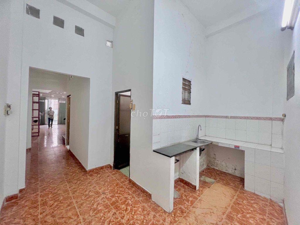 Bán nhà 1 lầu( 4m x16m ) Hẻm 6m thông xe hơi,3pn.2wc