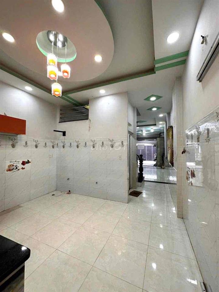 Bán nhà 2 mặt hẻm pvc, 4x17,6m, thu nhập 13,5 triệu/th:chỉ 4.75tỷ