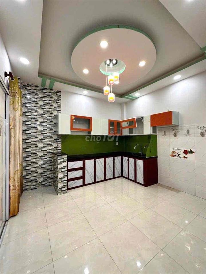 Bán nhà 2 mặt hẻm pvc, 4x17,6m, thu nhập 13,5 triệu/th:chỉ 4.75tỷ