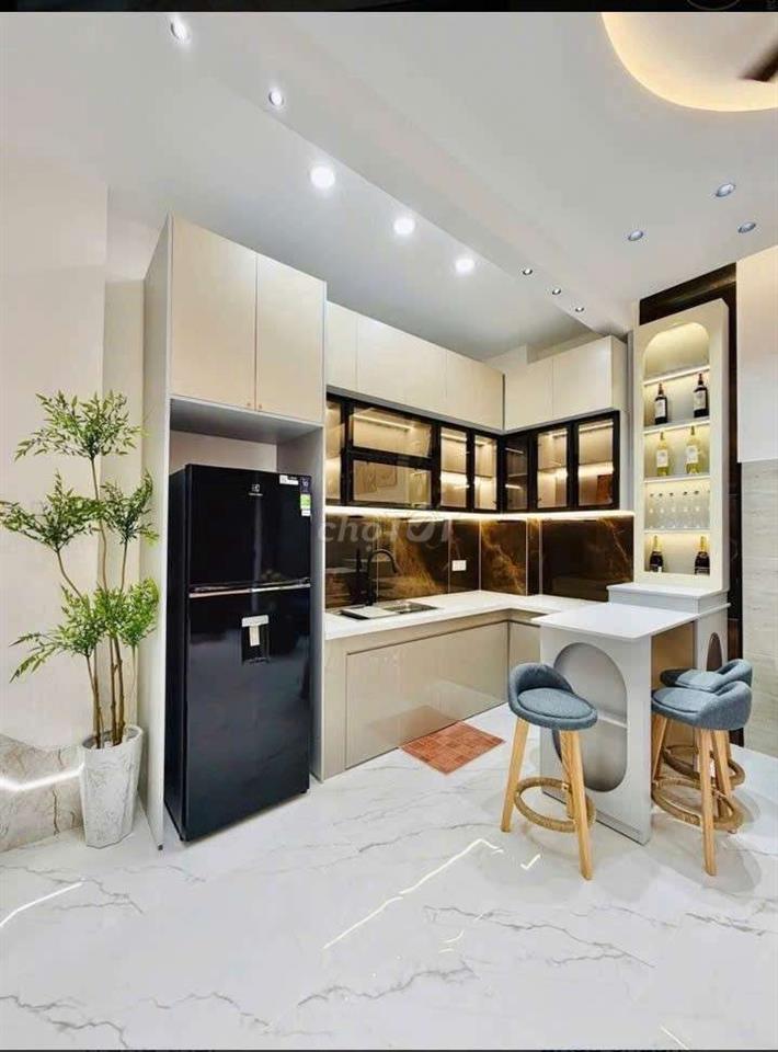 BÁN NHÀ QUANG TRUNG,HẺM XE TẢI,35M²,3PN,FULL NT,SỔ VUÔNG A4