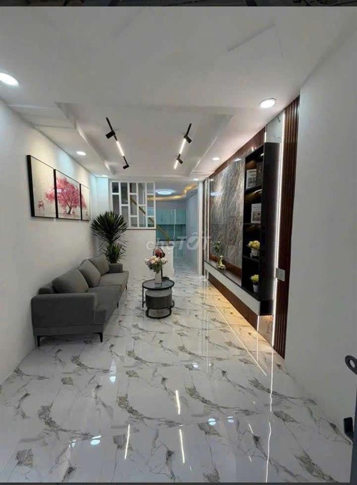 HƠN 4TỶ ,NHÀ LÊ VĂN THỌ,GẦN CÔNG VIÊN LÀNG HOA,SÁT HẺM XE TẢI 8M,