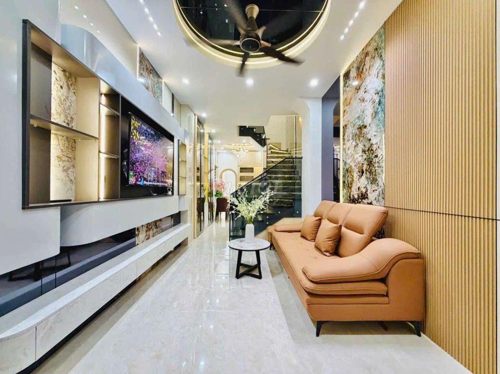 HƠN 5🧄,56M², MẶT TIỀN KINH DOANH NGUYỄN VĂN LƯỢNG SÁT CITY LAND.