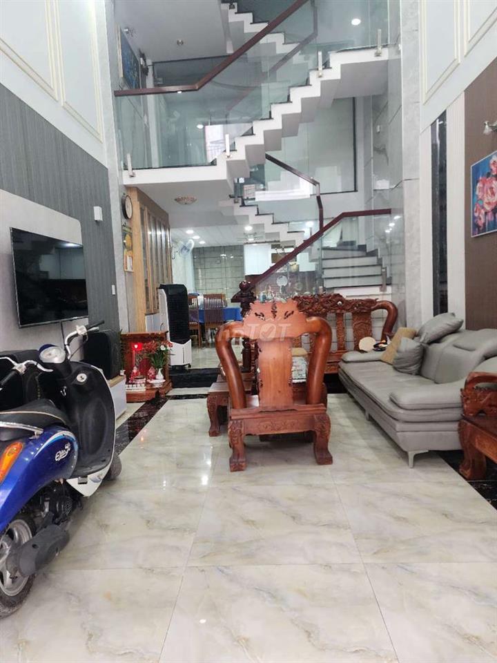 Nhà chính chủ cần bán