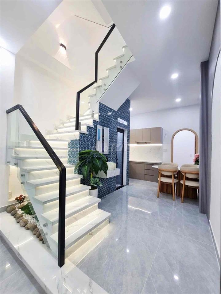 Nhà Mới 3 Tầng Otô Đậu Cửa 🏡❤️-Nhỉnh 4 Tỷ