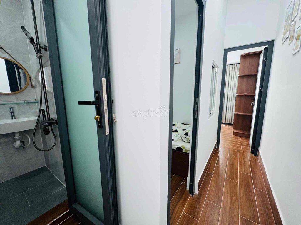 Hẽm Xe Hơi-Gần Mặt Tiền-Sổ vuông siêu đẹp