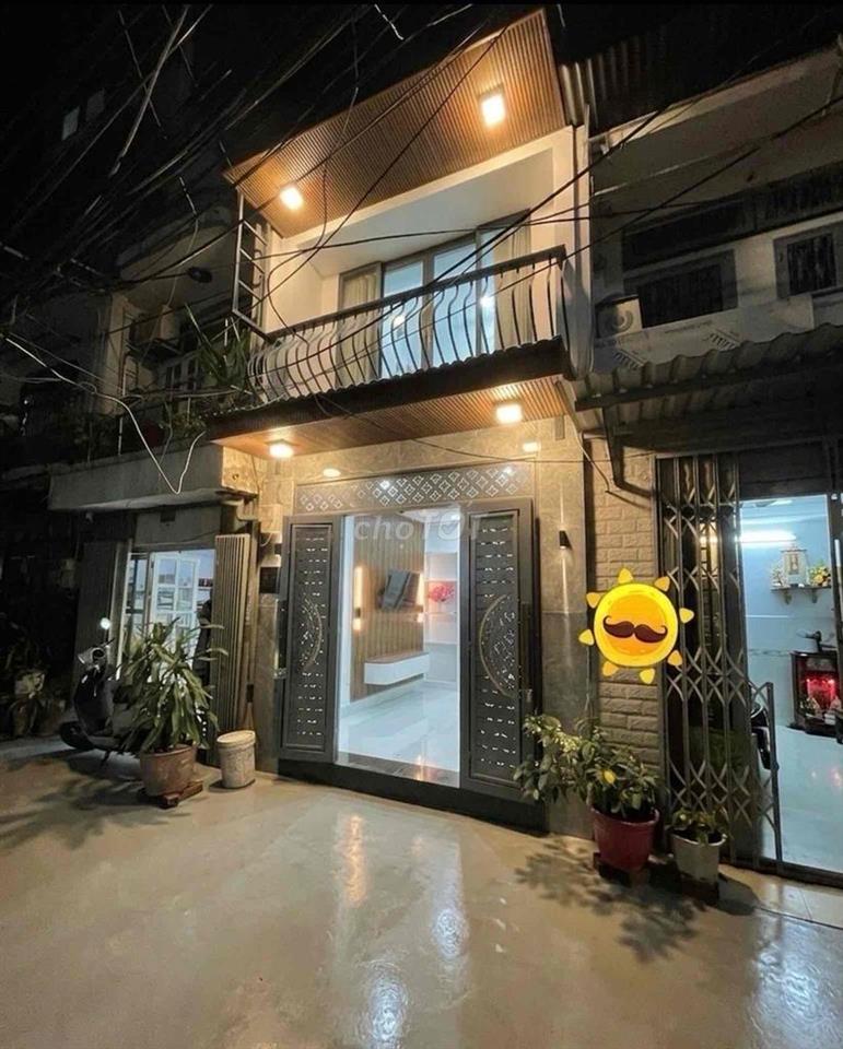 Hẽm Xe Hơi-Gần Mặt Tiền-Sổ vuông siêu đẹp