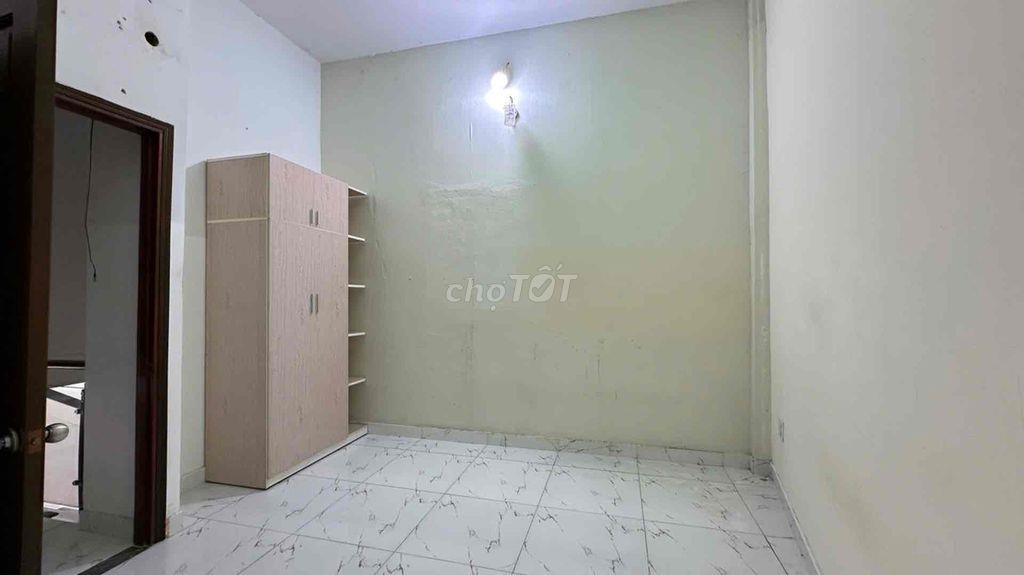 Hẽm 3.5m-Chính chủ cần bán-45m2 to nhất phân khúc