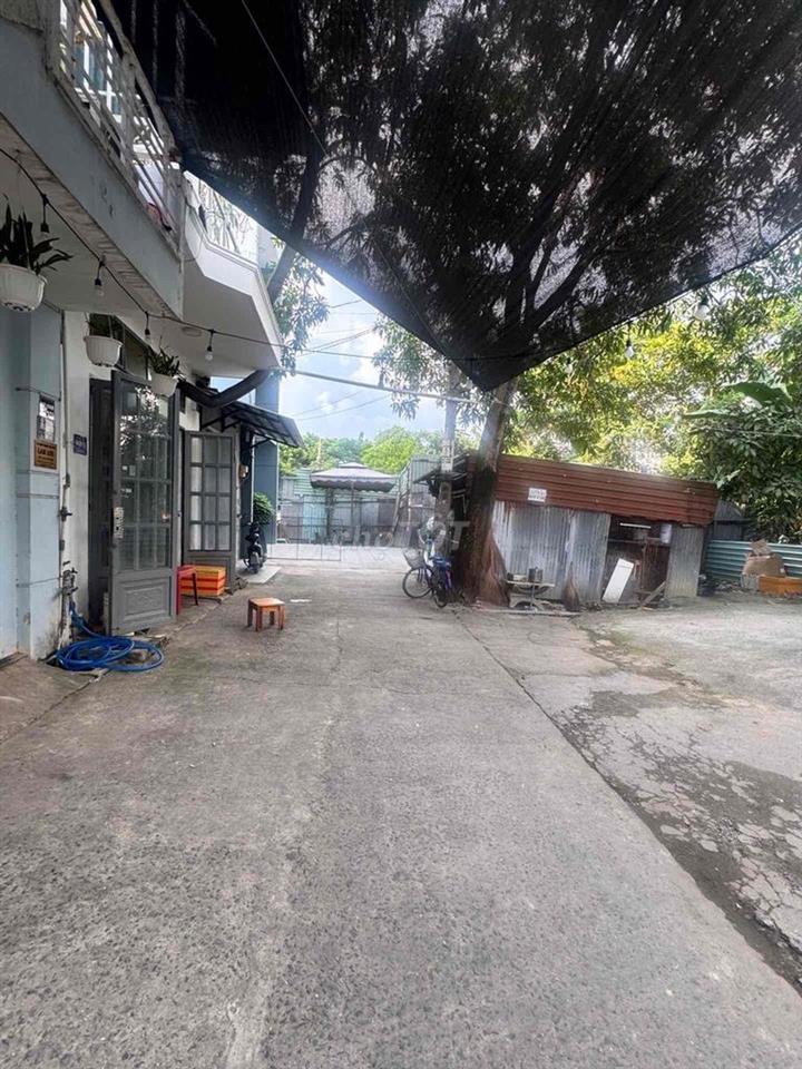 Bán nhà 70m2 giá tốt, chính chủ, sổ hồng riêng