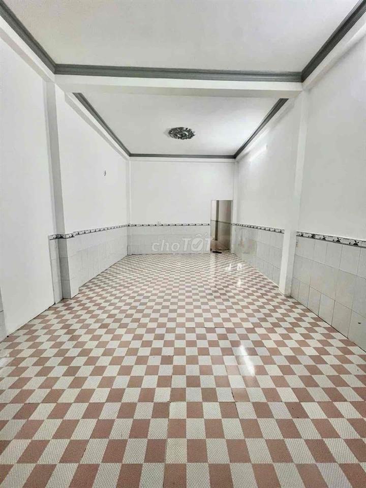 Bán nhà 70m2 giá tốt, chính chủ, sổ hồng riêng