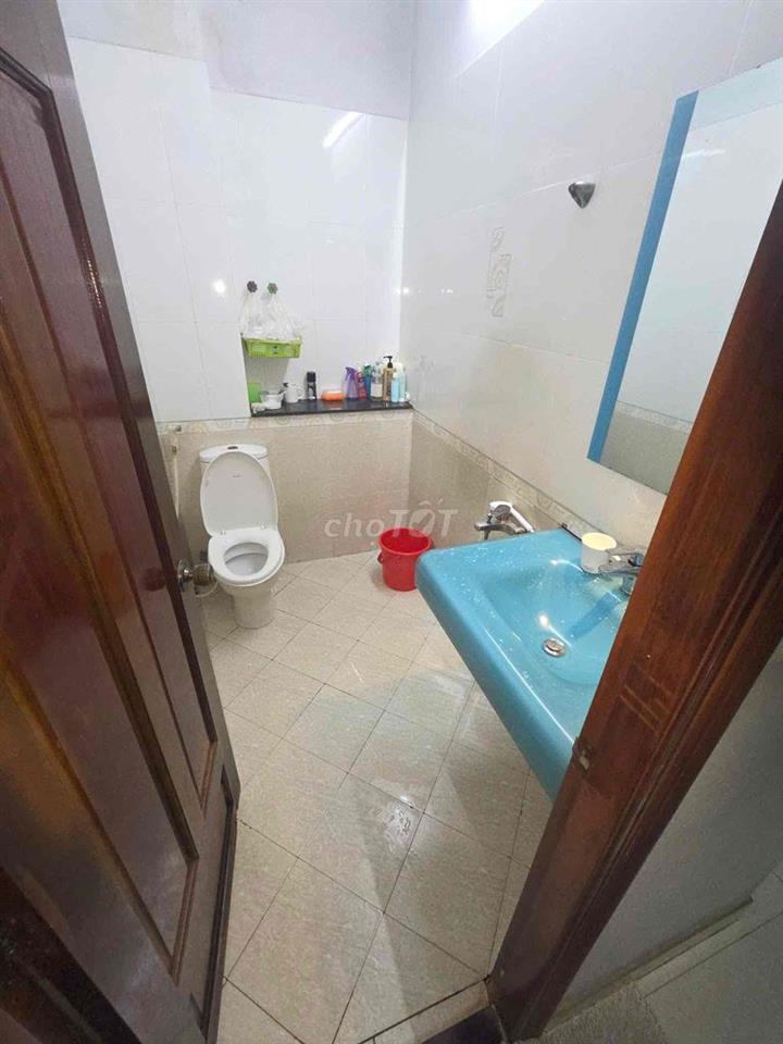 Bán nhà 1 trệt 3 lầu ,5 PN , 6wc đường số 2 ,phường 11, Gò vấp