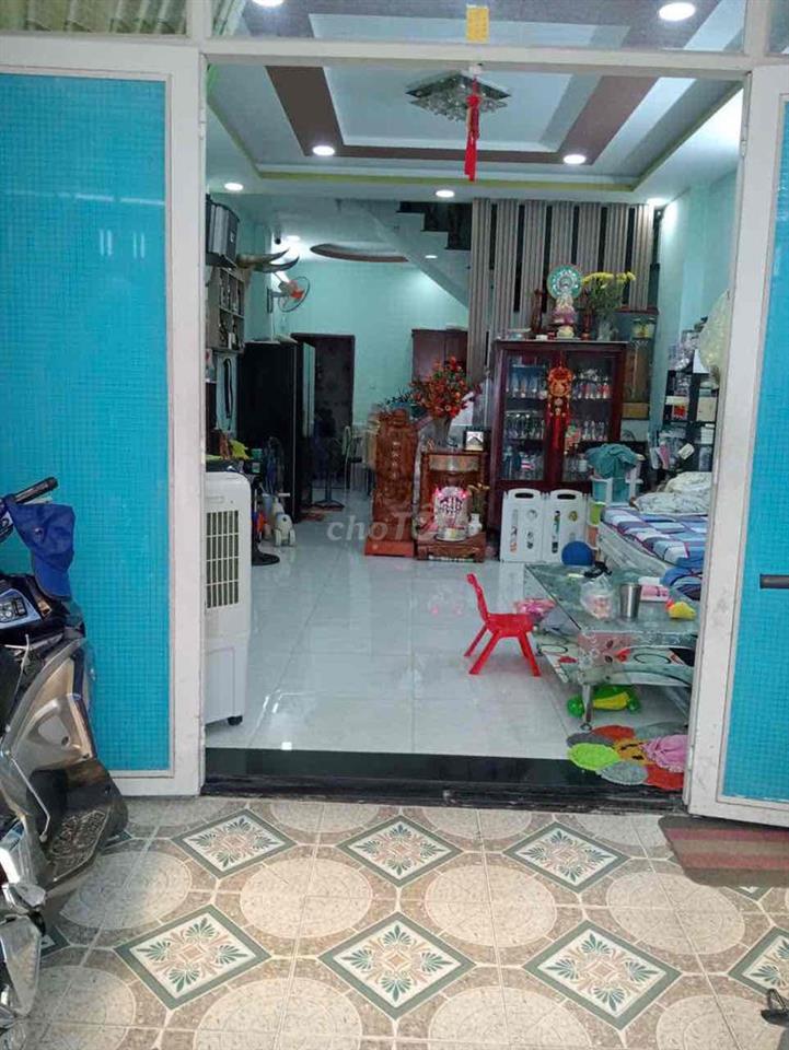 Nhà giảm còn 5.4 tỷ, hẻm 3m chỉ 30m ra MT, 2 tầng, DT khủng 4.1x14m