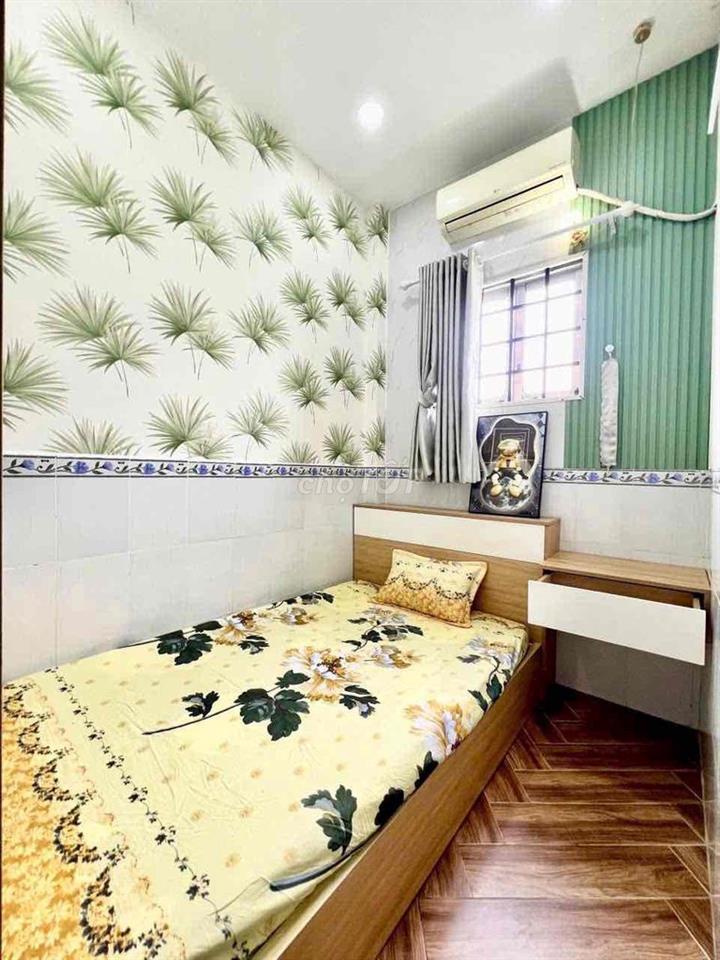 Nhà giảm 300Tr còn 4,09 tỷ, hẻm ô tô, chỉ 1 căn ra hẻm ô tô quay đầu