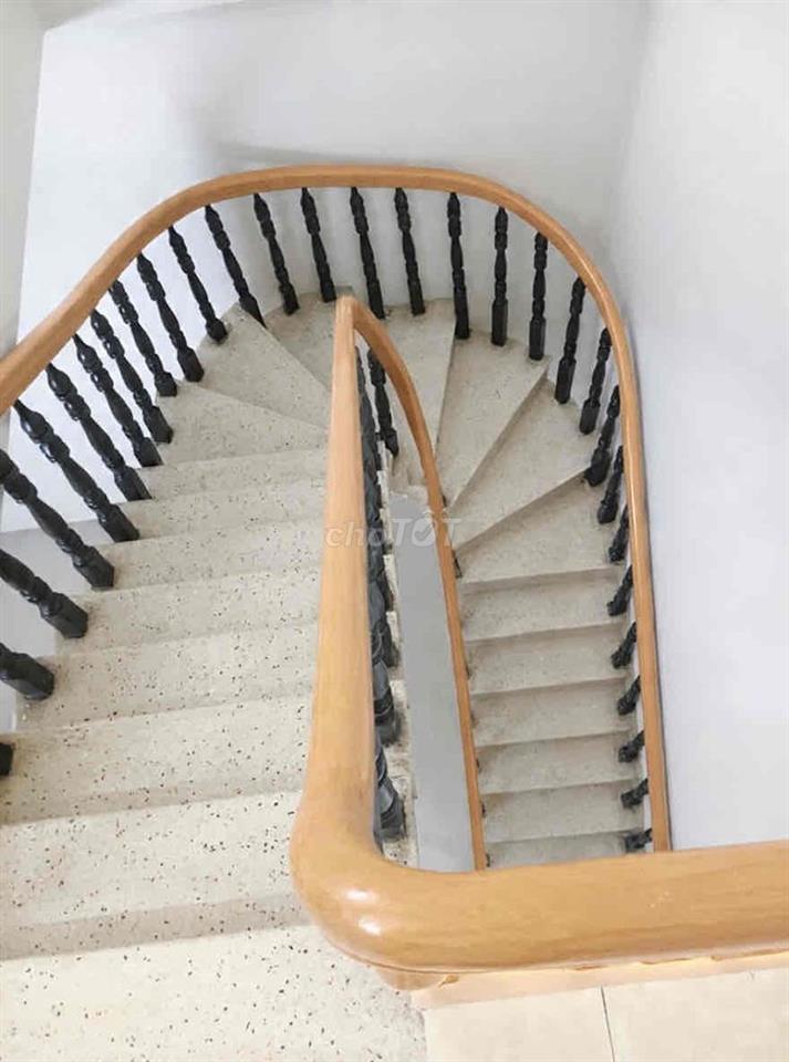 Nhà hẻm 3.5m, 30m ra mặt tiền, 2 tầng 54m2 3 phòng ngủ, Thống Nhất