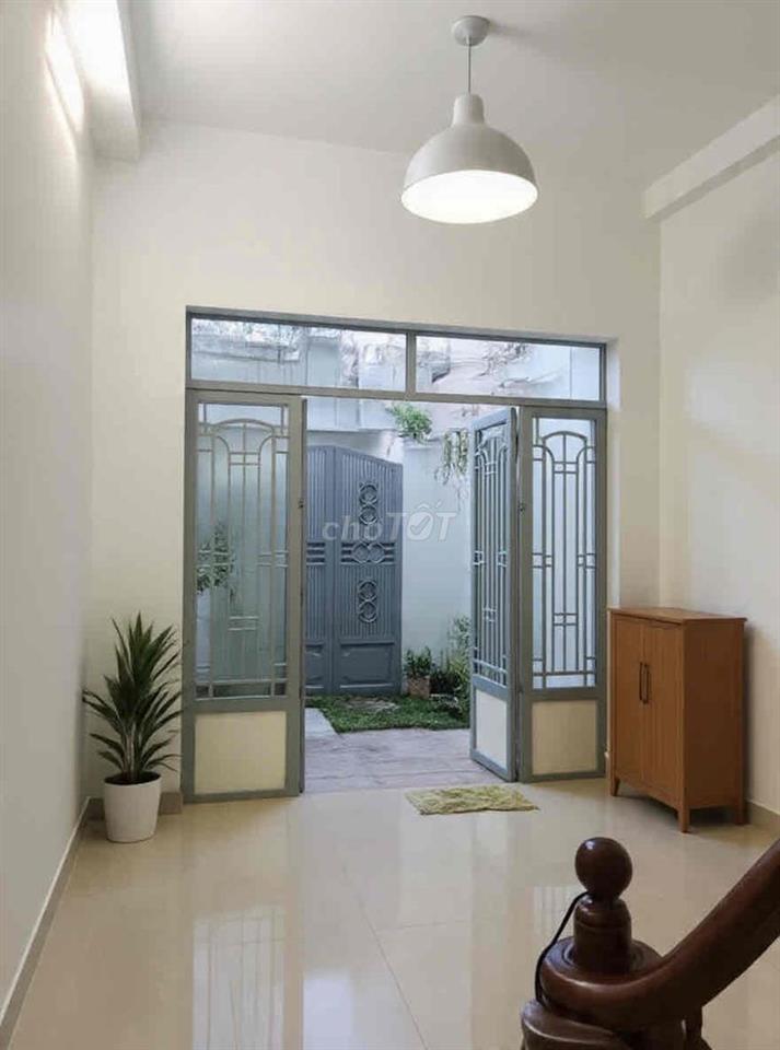 Nhà hẻm 3.5m, 30m ra mặt tiền, 2 tầng 54m2 3 phòng ngủ, Thống Nhất