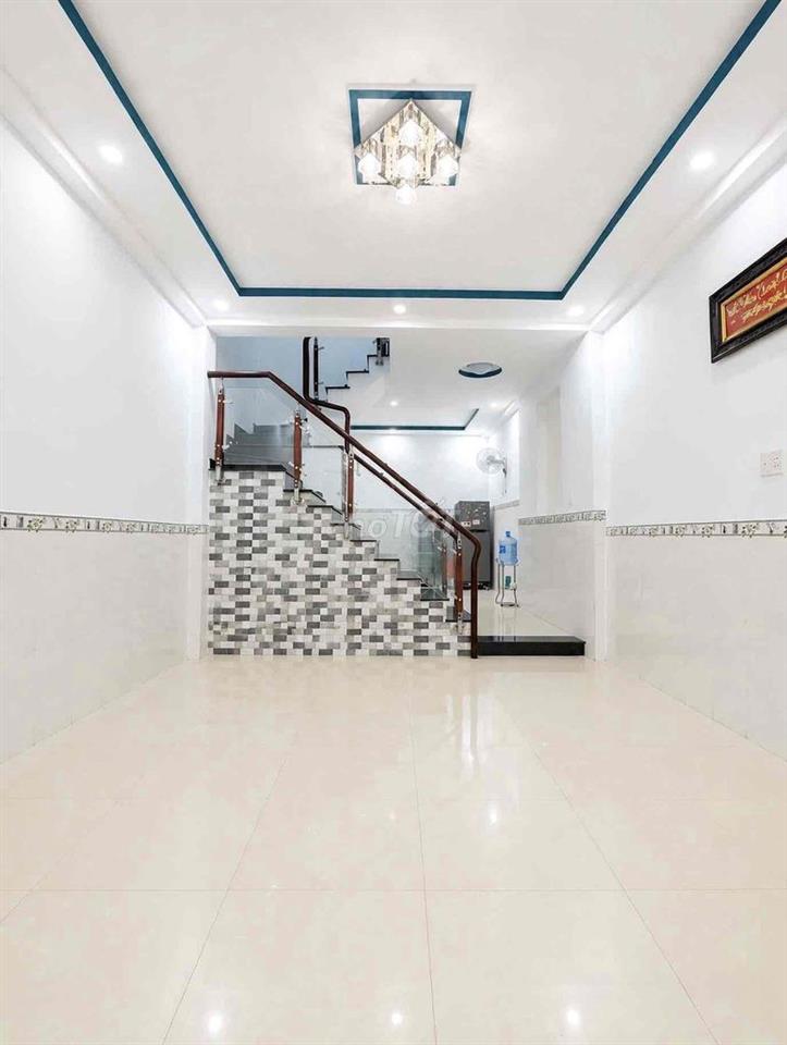 Nhà hẻm 3 gác thông, gần mặt tiền, 2 tầng 3.9x10 Thống Nhất P11 Gò Vấp