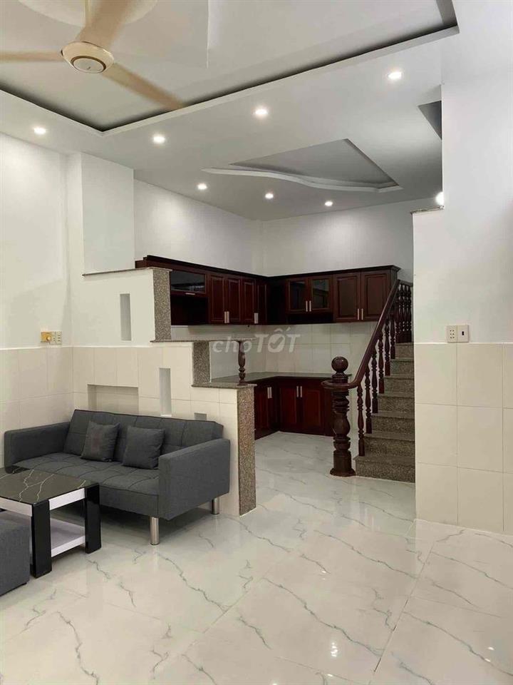 Giảm 200Tr, Nhà hẻm 4m, 30m ra mặt tiền, 2 tầng 9x5 Hiệp Thành 17 Q12