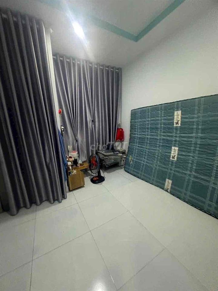 Nhà gấp bán giảm còn 1,49 tỷ, 3 tầng 3,2x8,5 Thạnh Xuân 24 Q12