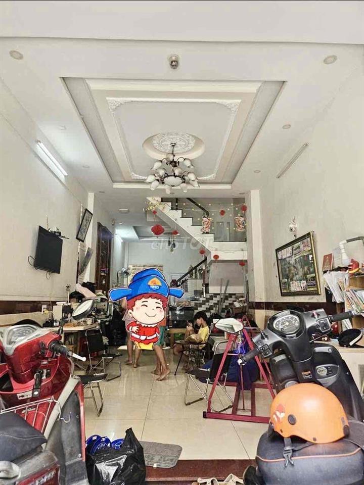 Nhà hẻm 7m, khu phân lô, chỉ 20m ra mặt tiền, 3 tầng 4x15m, 4PN 5WC