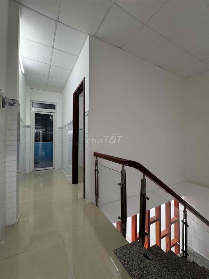Nhà hẻm ô tô 8m, 2 tầng 4.5x14 3PN, An Phú Đông 9 Q12 sát Gò Vấp