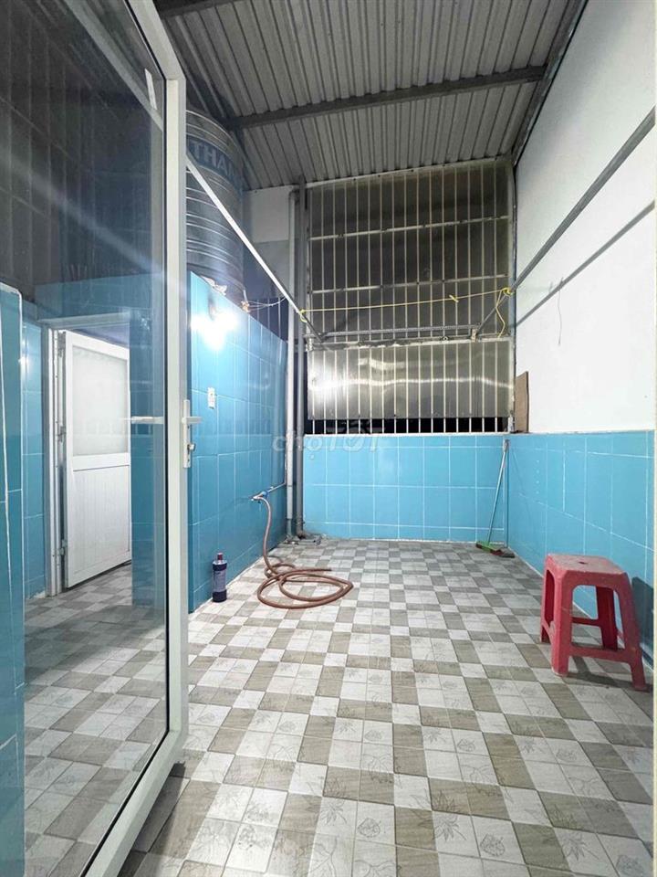 Nhà hẻm ô tô 8m, 2 tầng 4.5x14 3PN, An Phú Đông 9 Q12 sát Gò Vấp