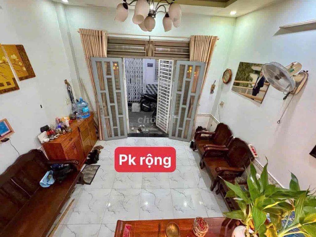 Nhà 2 tầng 4x9, hẻm trước nhà 3m, 30m ra hẻm ô tô, Phạm Văn Chiêu
