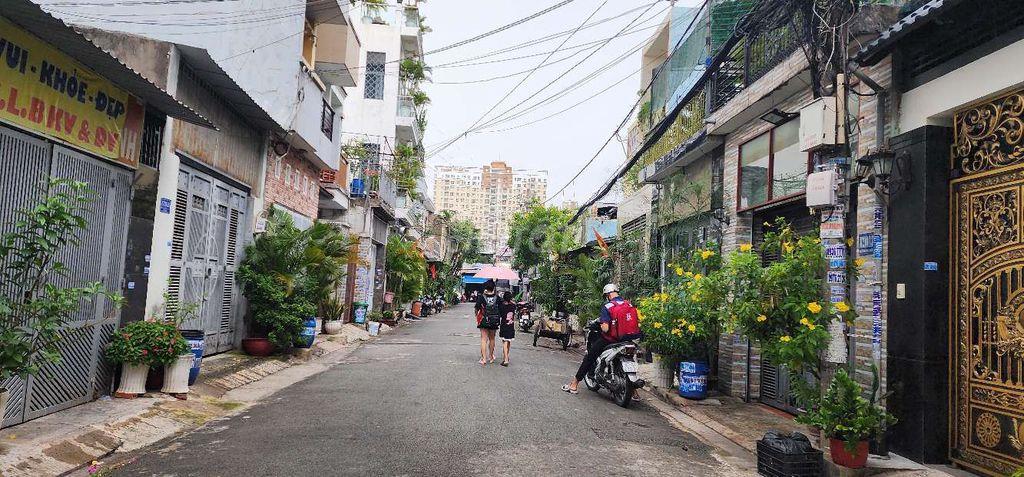 Bán đất tặng 10 phòng cho thuê