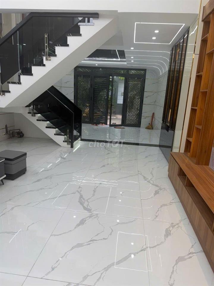 Ô TÔ -70m, 4 tầng, mặt tiền 5.3m,Nhà mới, nội thất đẹp,Bình Hưng Hòa B