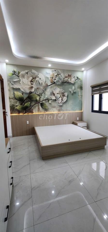 Ô TÔ -70m, 4 tầng, mặt tiền 5.3m,Nhà mới, nội thất đẹp,Bình Hưng Hòa B