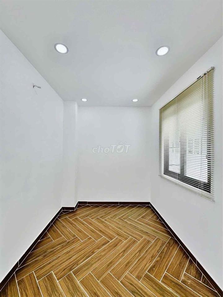 🏡 LÊ ĐỨC THỌ – GÒ VẤP | 4×11M – 4 TẦNG – Ô TÔ NGỦ TRONG NHÀ-NỞ HẬU