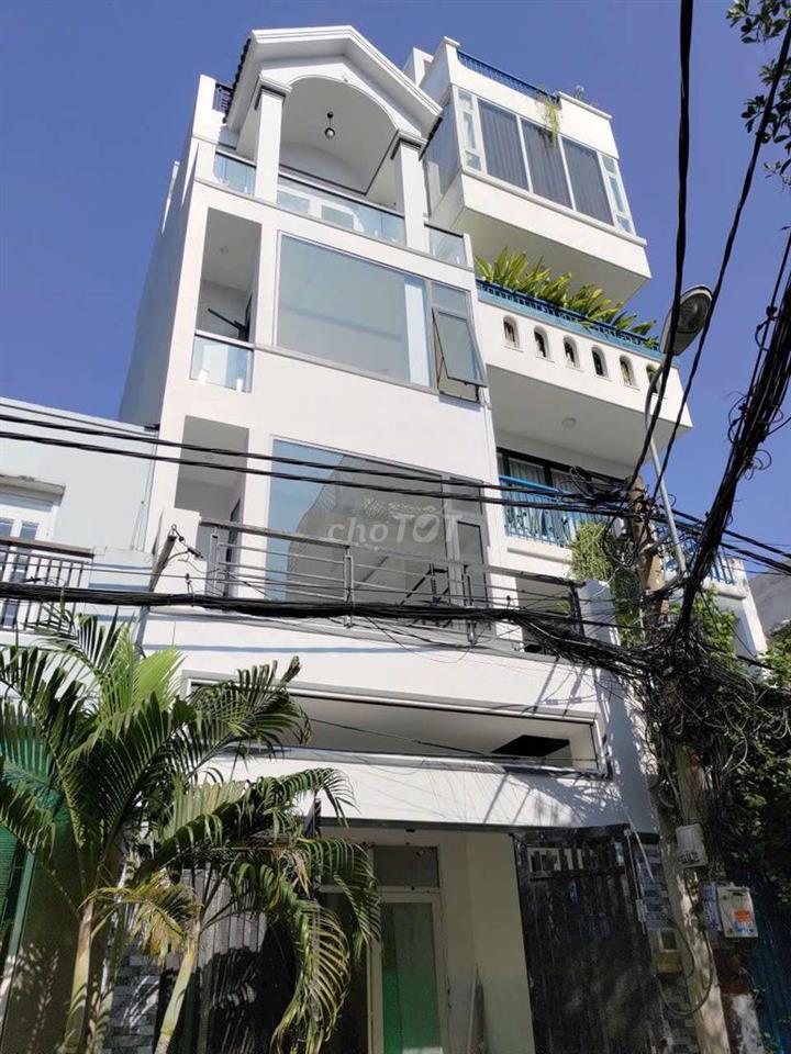 Nhà đẹp, hẻm ô tô, khu dân trí cao, buôn bán sầm uất nhất 