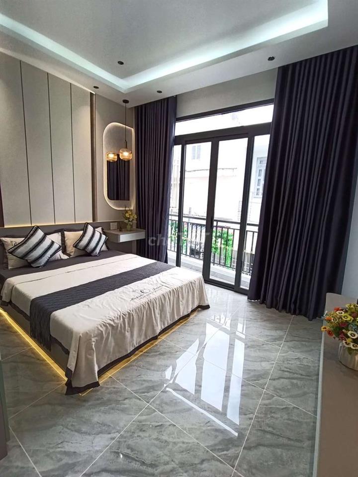 KIẾM NHÀ RỘNG ,NỞ HẬU , PN TẦNG TRỆT ,TT GÒ VẤP