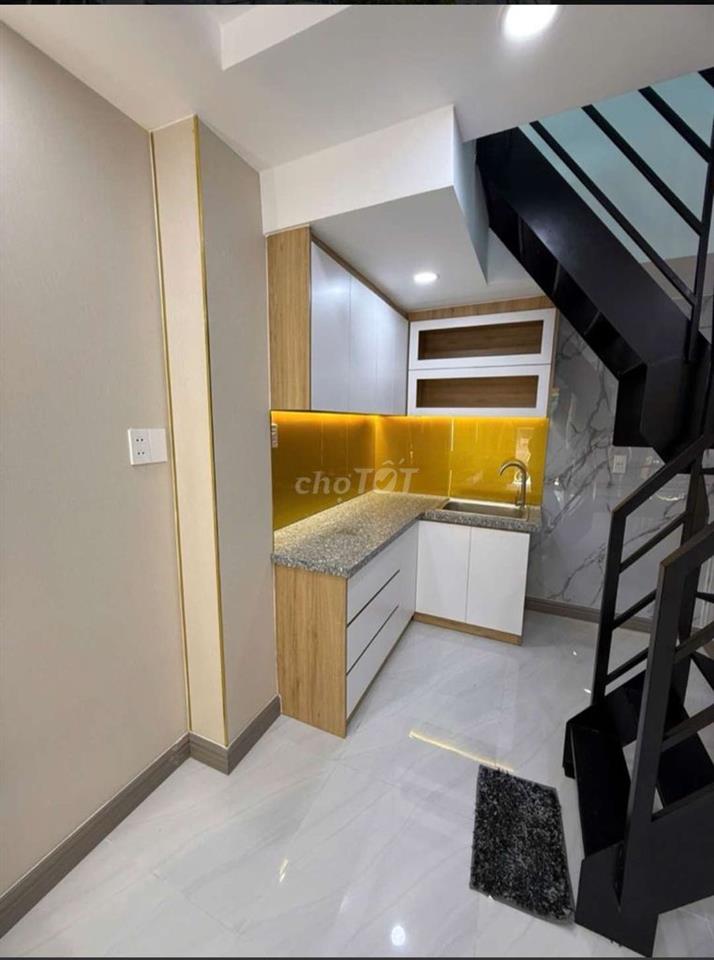Nhỉnh 2 đồng Kiếm Nhà Mặt Tiền vửa ở Vừa Kinh Doanh ! 