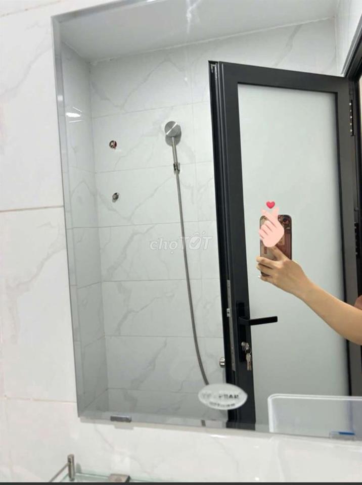 Nhỉnh 2 đồng Kiếm Nhà Mặt Tiền vửa ở Vừa Kinh Doanh ! 