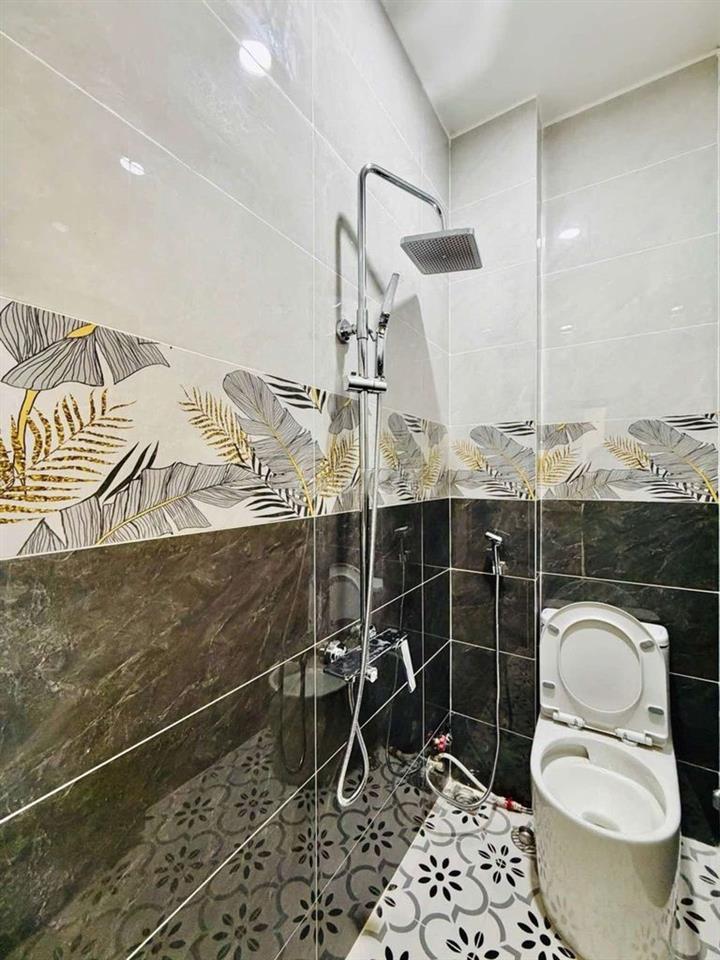 Nhà Đẹp - Giá mềm Cho Anh Chị Đây ! Nhỉnh 4 Đ