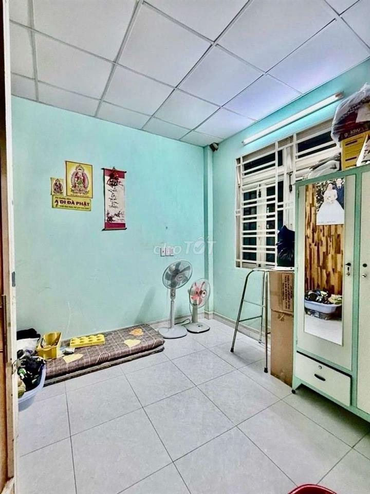 S75 / Nhú 4 Đ Nhà DT Rộng ,PN Tầng Trệt , Sổ Đẹp Chuẩn là Đây Nhà Ac.