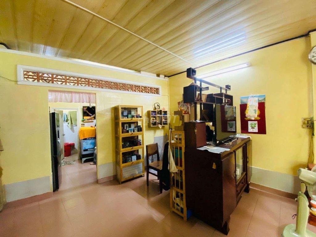 Mua ở hoặc Đầu tư giữ tiền ,Chỉ Nhỉnh 2 đ