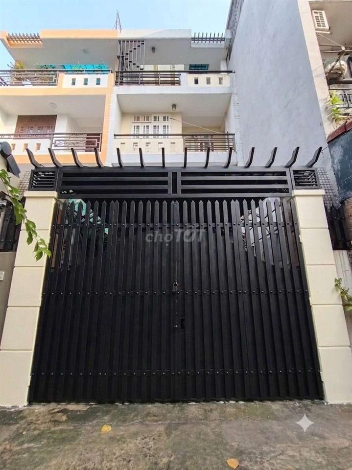 Bán Đất  Diện tích khủng / Tặng Nhà 5 Tầng , 5 PN, 6wc. Nhỉnh 8 Tỷ