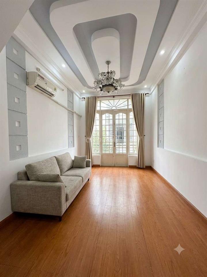 Nhà Phố Ô tô Đổ Cửa , Diện Tích Lớn, Sổ Đẹp , KQH.  chỉ 4đ8 ( TL)