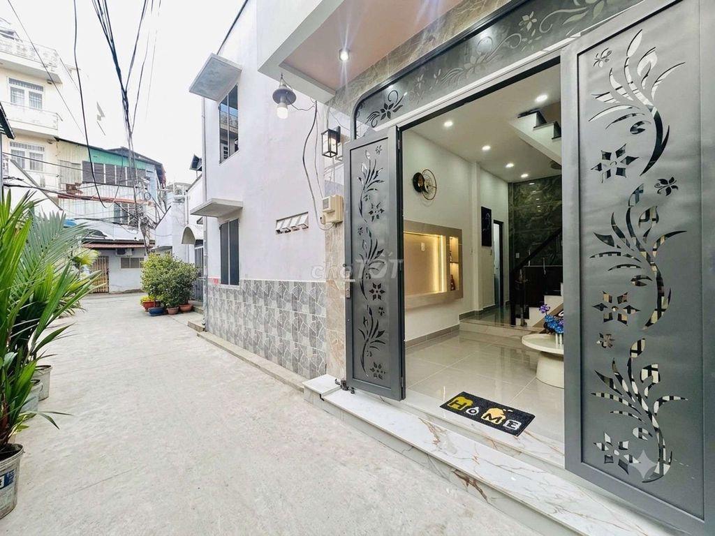 NHÀ ĐẸP CHO VC TRẺ / 22m2/ NỞ HẬU/ HẺM 4M/ KHÔNG QUI HOẠCH/LOTTE MART