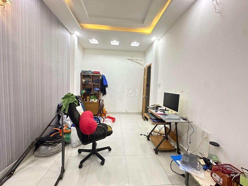 NHÀ NGON HIẾM GẶP / DIỆN TÍCH LỚN / 4PN / HẺM Ô TÔ/ SỔ ĐẸP /LÊ ĐỨC THỌ