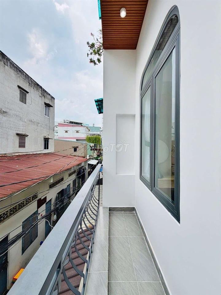 KIẾM NHÀ DƯỚI 5 Đ/ CÓ PN TRỆT/ 3 PN, 2 WC /P.THỜ /NGUYỄN VĂN LƯỢNG -GV