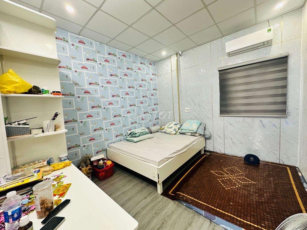 M335/NHÀ ĐẸP MỚI 81 M2/5PN /HẺM XE TẢI TRÁNH/ LÊ VĂN KHƯƠNG /TTH